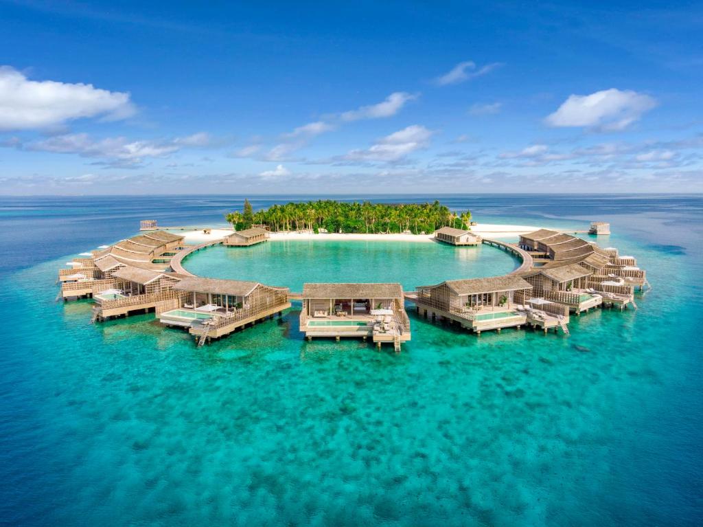 Why Maldives is the best Place to Plan Your first Overseas Trip?